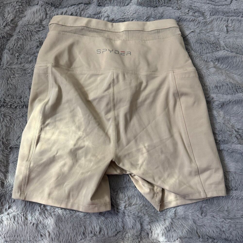 Spyder beige shorts